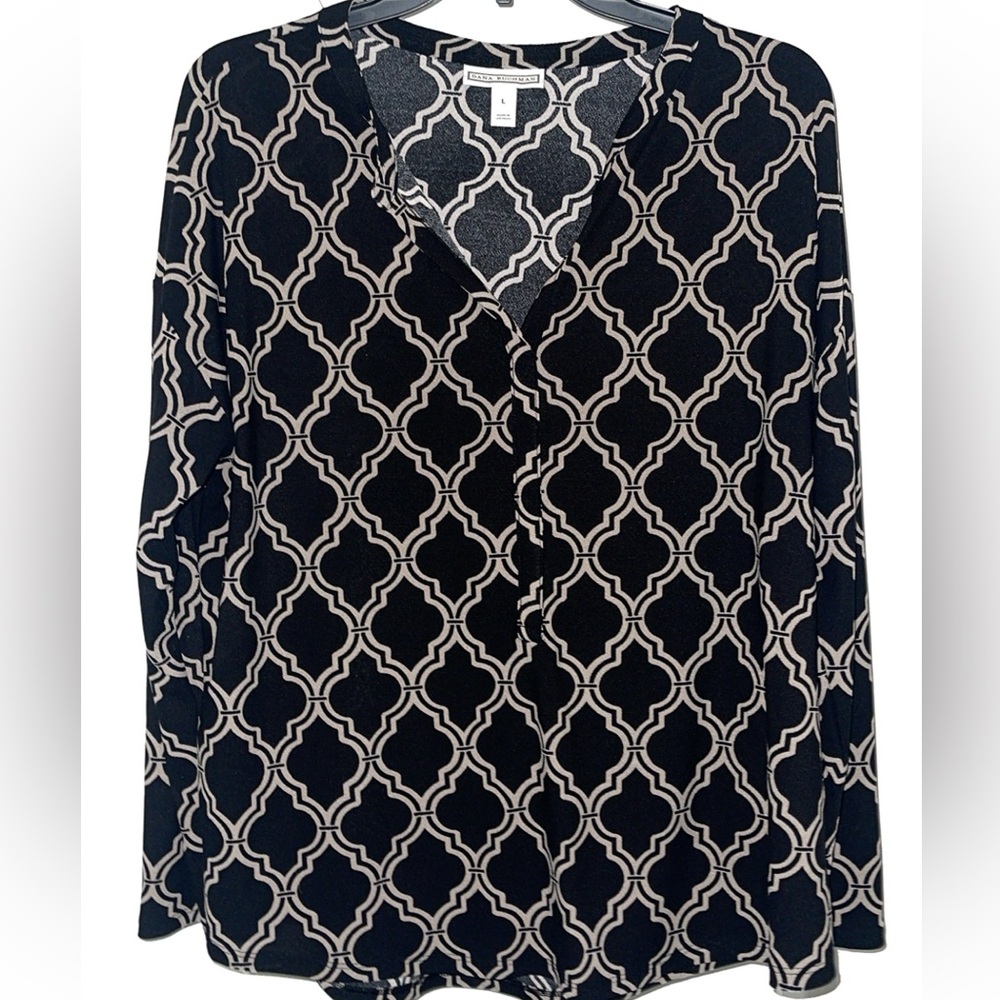 Woman’s L dress top